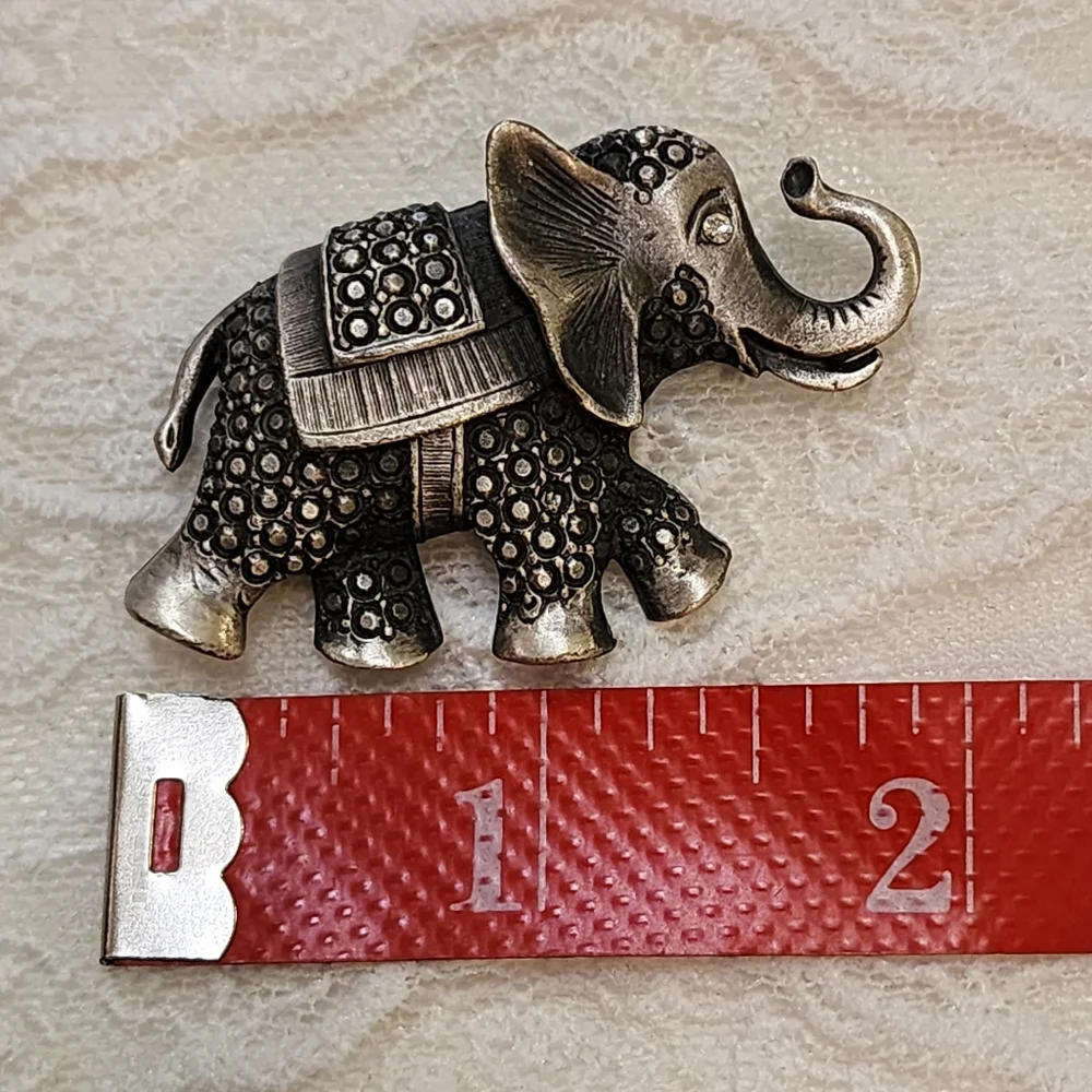 Pewter Elephant Pin Brooch With Rhinestone Eye